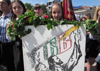 Мажоретки поведоха празничното шествие за 24 май в Русе