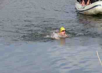 В неделя: Теодор ще преплува благотворително езерото Липник за деца с увреждания