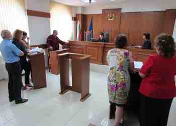 РУО: Ако бяхме одобрили всички заявки, сега щяхме да закриваме 17 паралелки