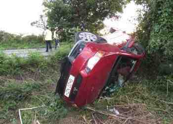 Румънци се удариха в дърво и се преобърнаха на пътя Русе-Бяла