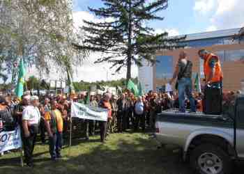 300 ловци на Дунав мост: Искаме си груповия лов на диви свине! /ВИДЕО/