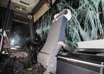 Автобус с 30 работнички катастрофира заради забранен обратен завой на бус /ВИДЕО/