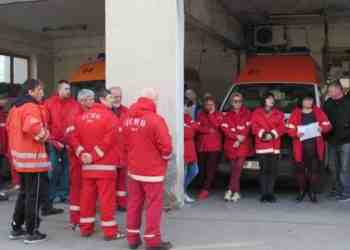 Протест на работещите в Спешна помощ в Русе, не искат новия директор /ВИДЕО/