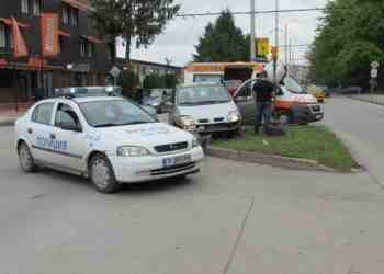 Автомобил с болен на хемодиализа бе ударен след отнето предимство /ВИДЕО/