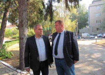 Каракачанов: България не трябва да допуска нелегални мигранти с всички средства /ВИДЕО/