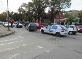 Жена бе блъсната на пешеходна пътека на ул.“Рига“ /ВИДЕО/