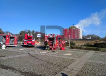 Пожар в купола на Пантеона на възрожденците, има пострадал