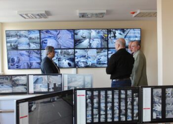 Полицията ще следи за нарушения чрез камерите на 30 кръстовища в Русе