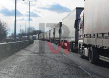 От Русе към Мартен ще се кара с 50 км в час, тировете ще обръщат чак на разклона /ВИДЕО/