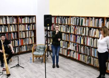 Кампания в Русе: Да обзаведем заедно стая в библиотеката за рок и електронна музика