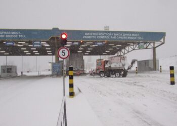 Дунав мост е почистен, камионите от Румъния към България са спрени