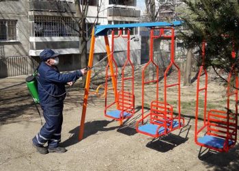 Общината приема доброволци за дезинфекция, помага на шофьорите на Дунав мост