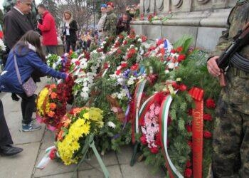 Мащабно честване на 3 март в Русе – добри идеи, хаос в организацията /ВИДЕО/