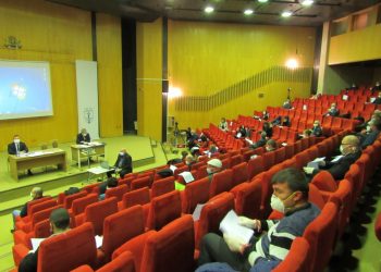 Закрита сесия: ГЕРБ напуснаха залата, не одобряват събирането на хора /ВИДЕО/