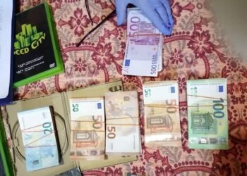 Полицейска операция: Задържаха мъж от Копривец с наркотици, боеприпаси и 100 000 лева