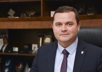 Пенчо Милков: Да приемем светлината на празника в себе си и да бъдем добри! /ВИДЕО/