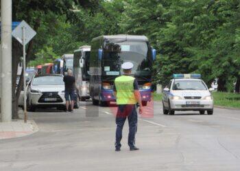 Протестно автошествие из Русе организираха превозвачите на туристи /ВИДЕО/
