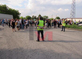 Хората от Мартен: Писна ни да пътуваме 5 км по два часа в задръствания /ВИДЕО/