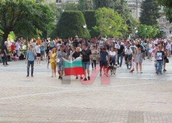 Русенци отново на протест и шествие срещу властта /ВИДЕО/