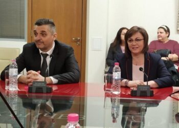 Корнелия Нинова и Кирил Добрев се срещат поотделно с БСП в Русе