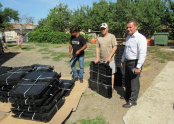 Пенчо Милков: С компостерите хората помагат да не даваме милиони на държавата /ВИДЕО/