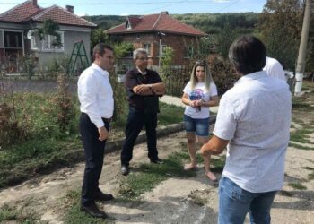 Кметът се запозна с проблемите в Басарбово, Николово и Червена вода