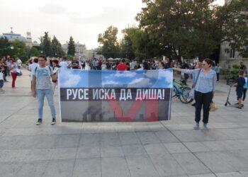 Протестът за въздуха: Спрете геноцида над Русе! /ВИДЕО/