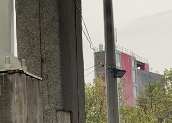 Поставиха и осветление на участъка под Сарайския мост заради сигналите от квартала