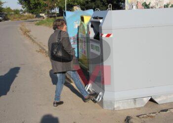 60 механизирани съдове за битови отпадъци пристигат в „Чародейка-Юг“ /ВИДЕО/