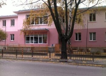 6-годишно дете от ДГ „Слънце 1“ е с коронавирус, още една учителка от МГ е заразена