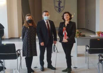 Кметът поздрави оперната прима Красимира Стоянова за подаръка й за младите таланти