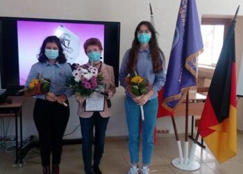 Дойче шуле отбеляза патронния си празник с награди „Шилер“ и онлайн концерт