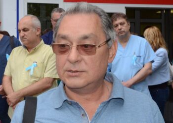 Първи в Русе ще се ваксинират д-р Цветан Райчинов и лекарите от „Медика“