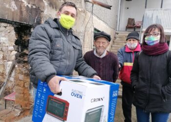 Политиците протегнаха ръка на 90-годишния Тодор от Басарбово