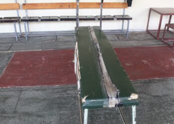 Лекоатлетите в Русе чакат обновената закрита писта, ремонтът й започна