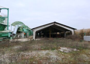 В кризата: Продават се няколко фабрики и кораб в Русенско