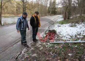 Вандализъм на езерото Липник –потрошено LED осветление и боклуци /ВИДЕО/
