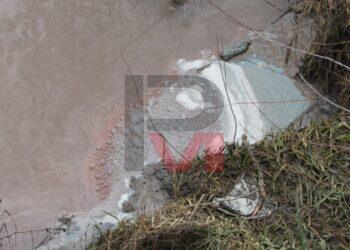 Въпреки санкциите: Цветните води пак замърсиха Русенски Лом в нюанси /ВИДЕО/