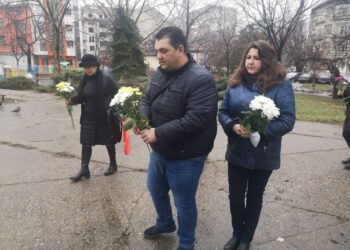 СДС-Русе почете паметта на жертвите на комунизма