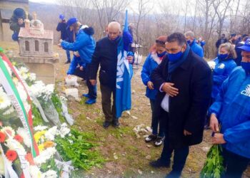 Председателят на СДС-Русе Станимир Станчев почете жертвите на комунистическия режим