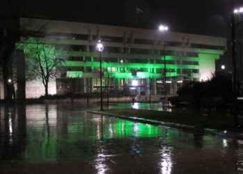 Русе Медиа - За да знаеш повече В чест на Ирландия: Общината в Русе грейна за две вечери в зелено