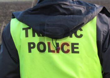 Поледицата завъртя два румънски тира край „Джъмбо“ /ВИДЕО/