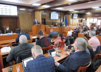 След 6 часа дебати бюджетът на община Русе за 2021-а бе приет /ВИДЕО/