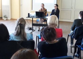 Кръгла маса представи работата с деца от малцинствата и уязвимите групи в Борово