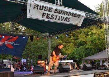 Ruse Summer Festival дава сцена на 17 местни групи да забият пред публика