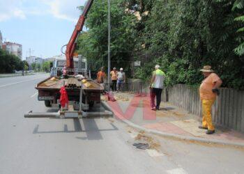 Кола събори ел.стълб в Русе, водачът възстановява щетите