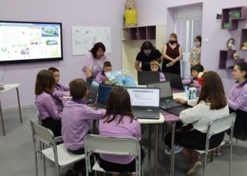„Център за победители“ с роботи и техника отвори в ОУ „Ангел Кънчев“