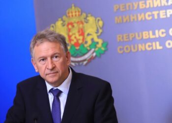 От 1 юли: Нов ред за влизане в България по цветови зони /ЗАПОВЕД/