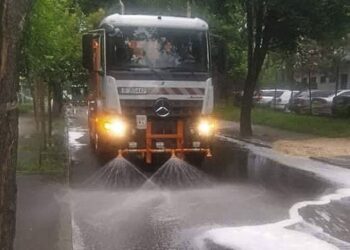 Улиците на Русе вече се мият с препарат и по-евтина общинска вода