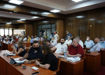 Продажбата на общински жилища се отлага за септември